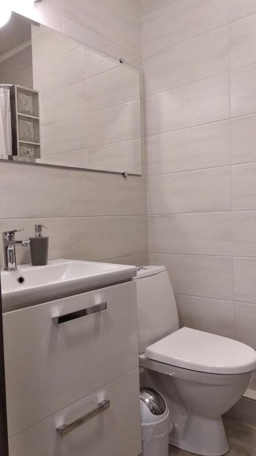 Fly Up Home Apartment بوريسبول المظهر الخارجي الصورة