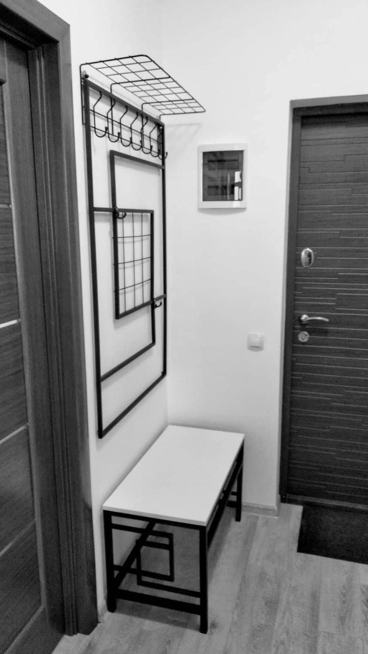 Fly Up Home Apartment بوريسبول المظهر الخارجي الصورة