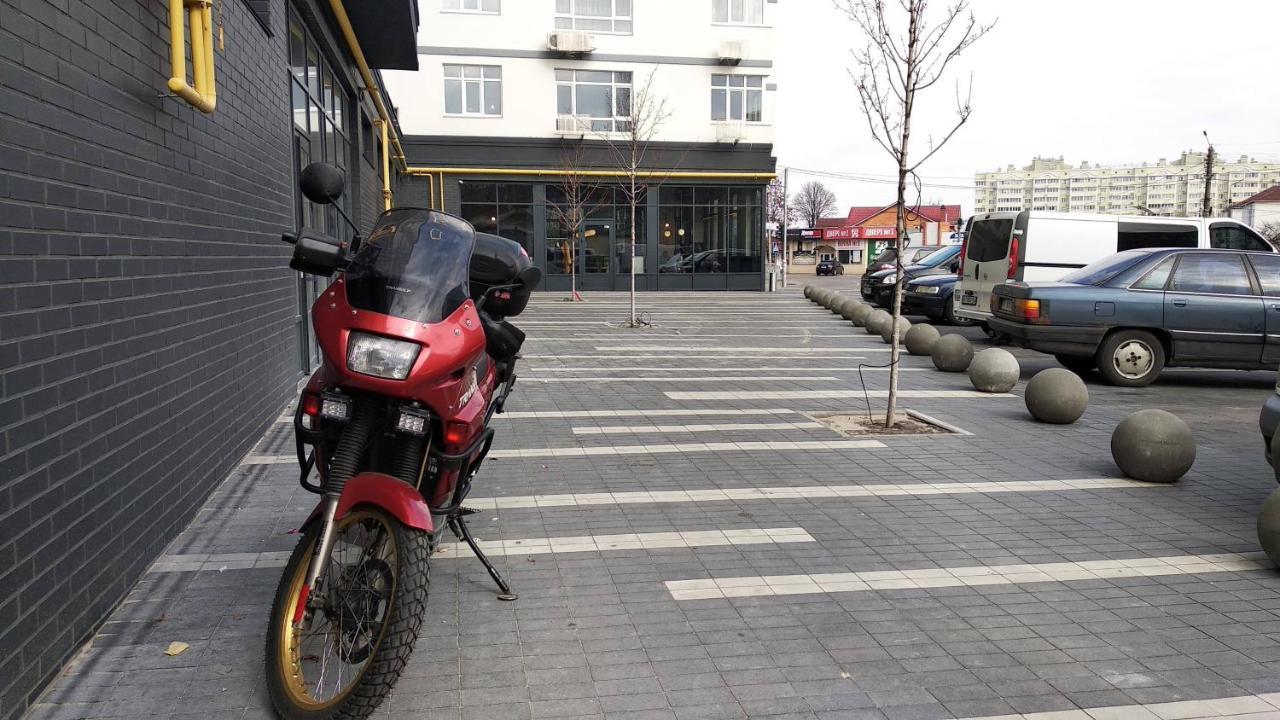 Fly Up Home Apartment بوريسبول المظهر الخارجي الصورة